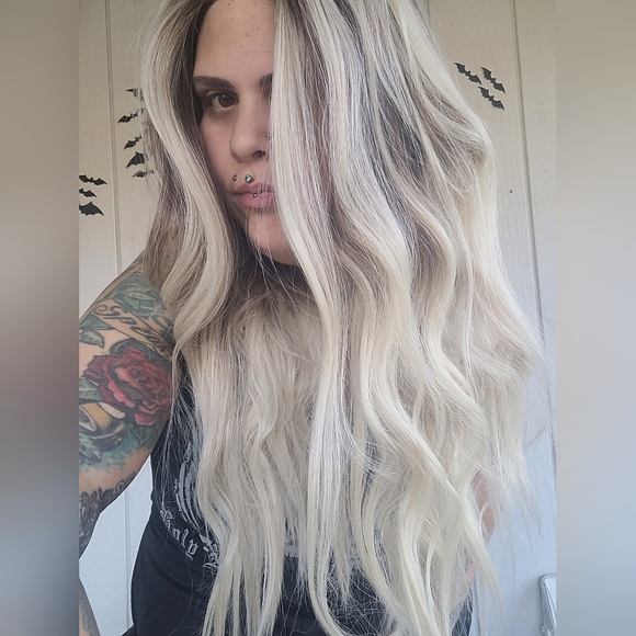 Chelsey Smith Cosmetics Jenny Wig - Picture 6 of 8